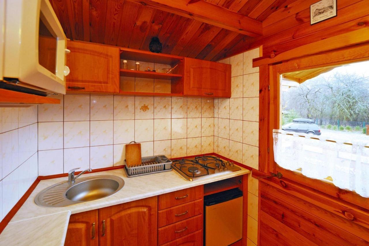 Holiday Home Close To The Lake Shore, Dabrowica Dabrowica  Dış mekan fotoğraf