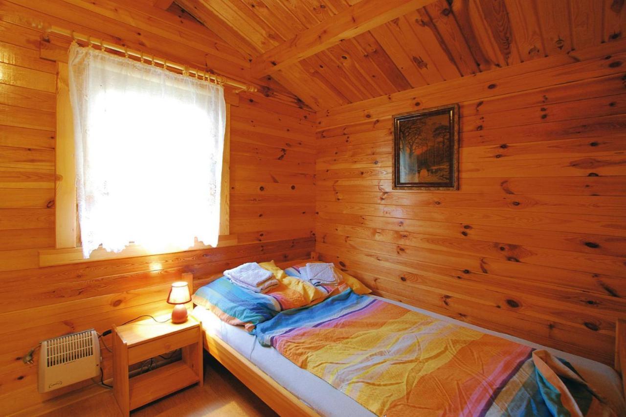 Holiday Home Close To The Lake Shore, Dabrowica Dabrowica  Dış mekan fotoğraf